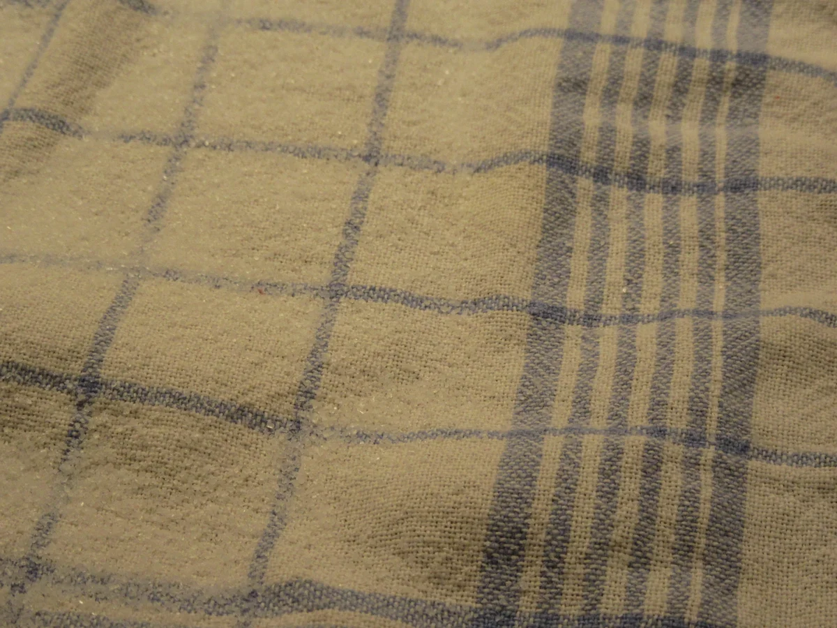 Rezept: Backen: Weihnachtliche Biskuitrolle mit Glühwein-Pannacotta Bild Nr. 4674 Backen: Weihnachtliche Biskuitrolle mit Glühwein-Pannacotta - Rezept - Bild Nr. 4674