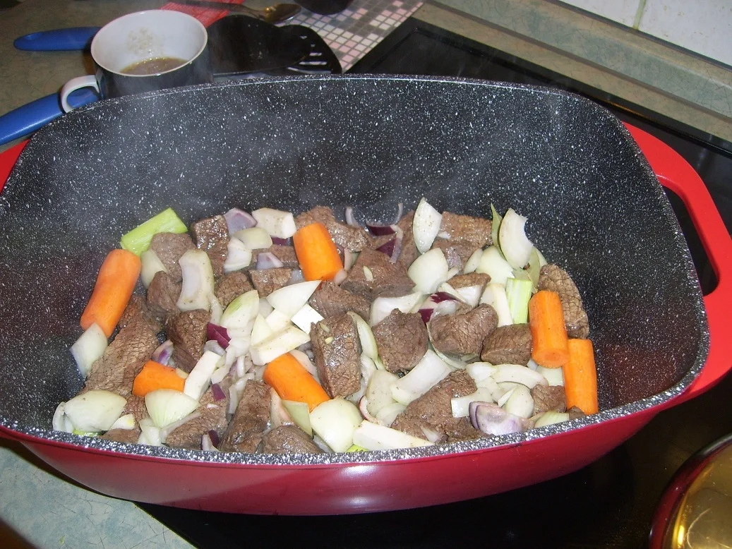 Pörkölt - Rezept - Bild Nr. 5