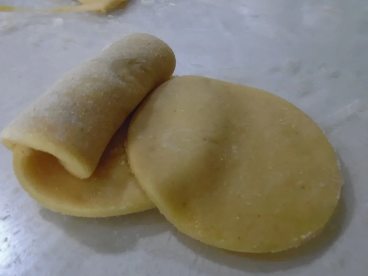 Rezept: Brioche bouclettes ...Brioche in "Rosen-Form" Bild Nr. 4715 Brioche bouclettes ...Brioche in "Rosen-Form" - Rezept - Bild Nr. 4715