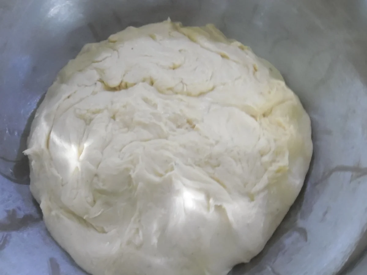 Rezept: Brioche bouclettes ...Brioche in "Rosen-Form" Bild Nr. 4722 Brioche bouclettes ...Brioche in "Rosen-Form" - Rezept - Bild Nr. 4722