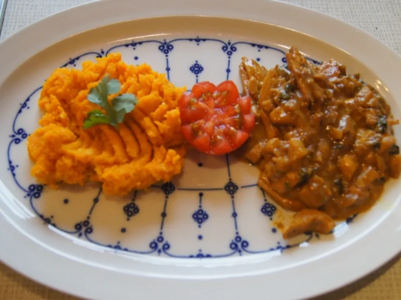 Hähnchenbrustfilet-Curry mit Möhrenpüree - Rezept - Bild Nr. 4726