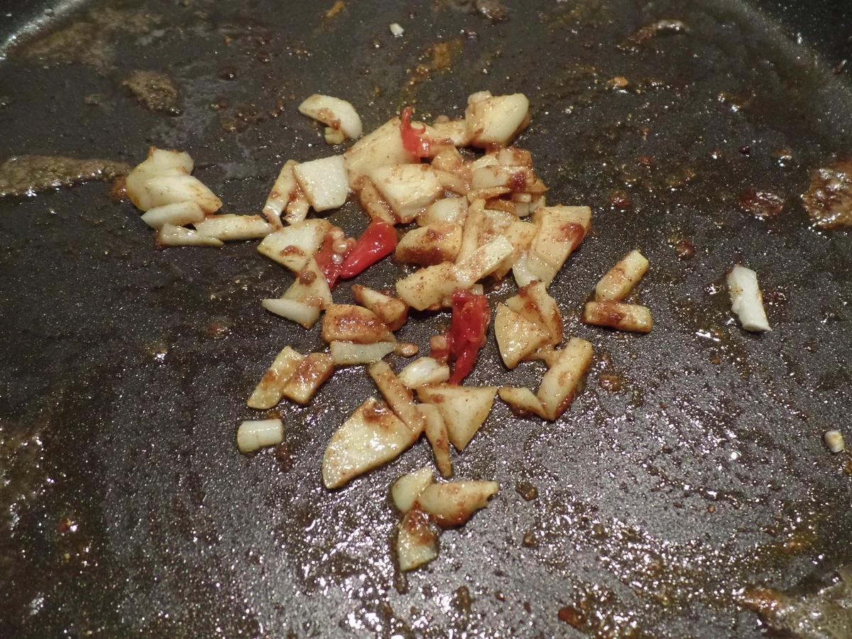 Rezept: Filetspitzen mit Kokos-Curry Sauce , Maispuffer und Spinat Bild Nr. 4725 Filetspitzen mit Kokos-Curry Sauce , Maispuffer und Spinat - Rezept - Bild Nr. 4725