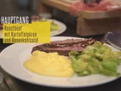 Roastbeef mit Rotwein-Printen-Soße an Kartoffelpüree und lauwarmen Rosenkohlsalat - Rezept - Bild Nr. 2