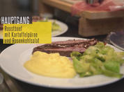 Roastbeef mit Rotwein-Printen-Soße an Kartoffelpüree und lauwarmen Rosenkohlsalat - Rezept - Bild Nr. 2