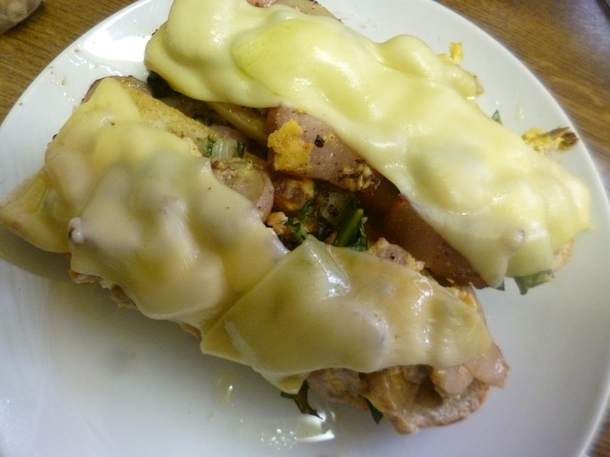 Champignon-Baguette mit Gouda überbacken - Rezept - kochbar.de