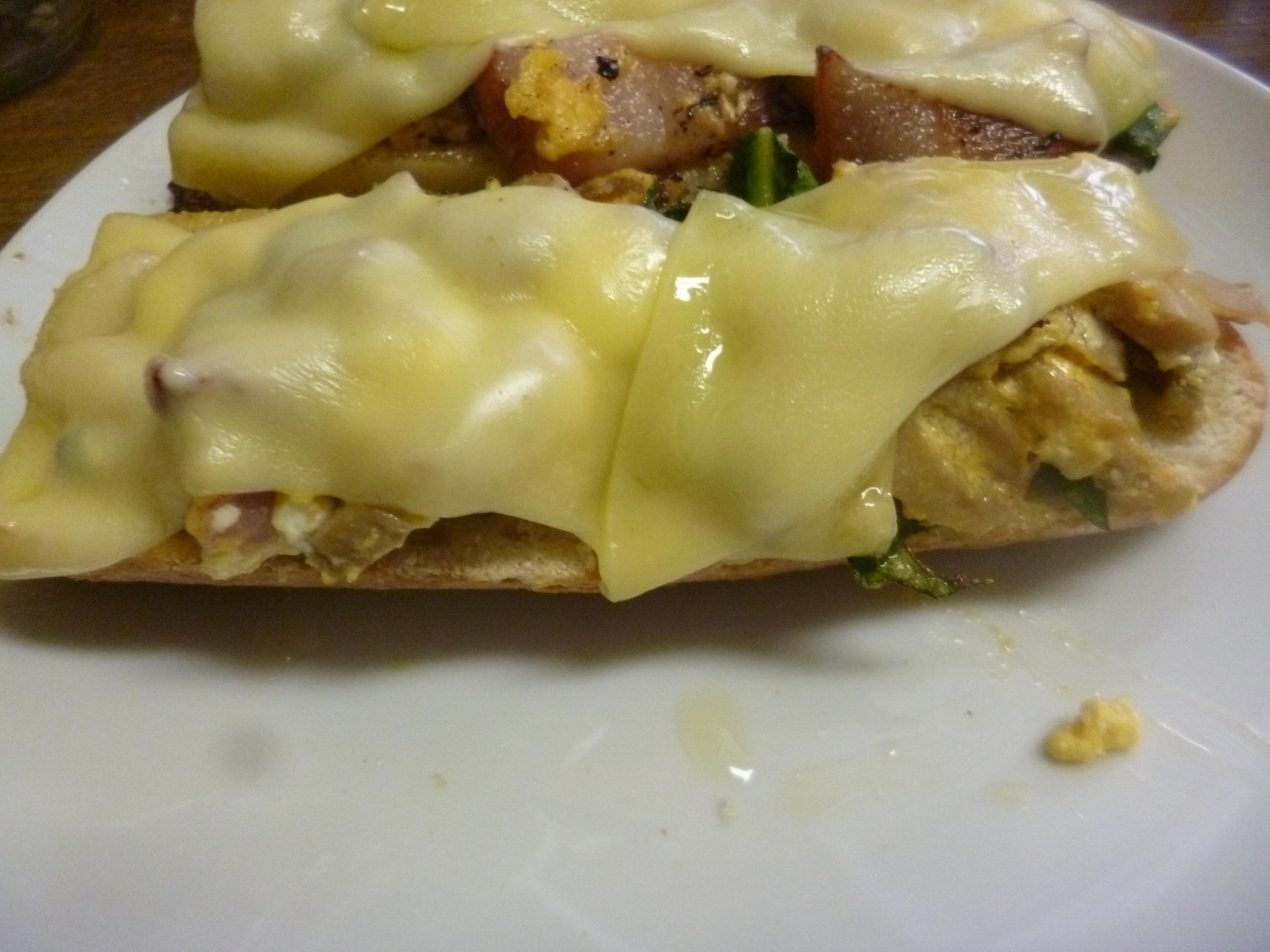 Bilder für Champignon-Baguette mit Gouda überbacken - Rezept