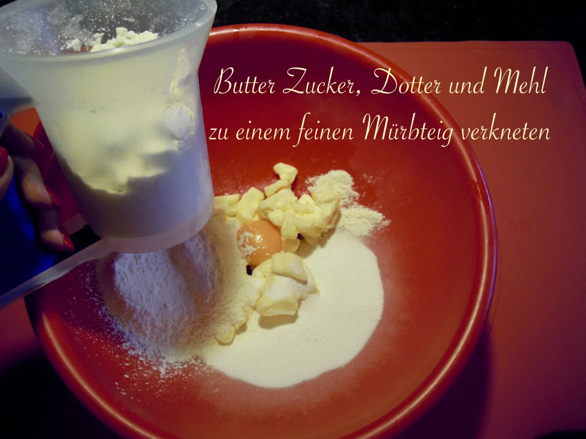 Ungarische Würfel mit Mandelgewürzteig - Rezept - Bild Nr. 4730