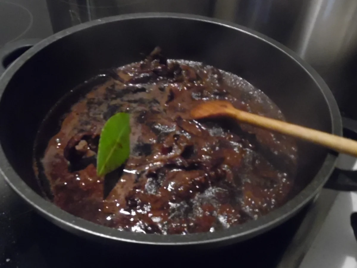 Reh-Filet mit Portwein-Schokoladen-Soße - Rezept - Bild Nr. 4734