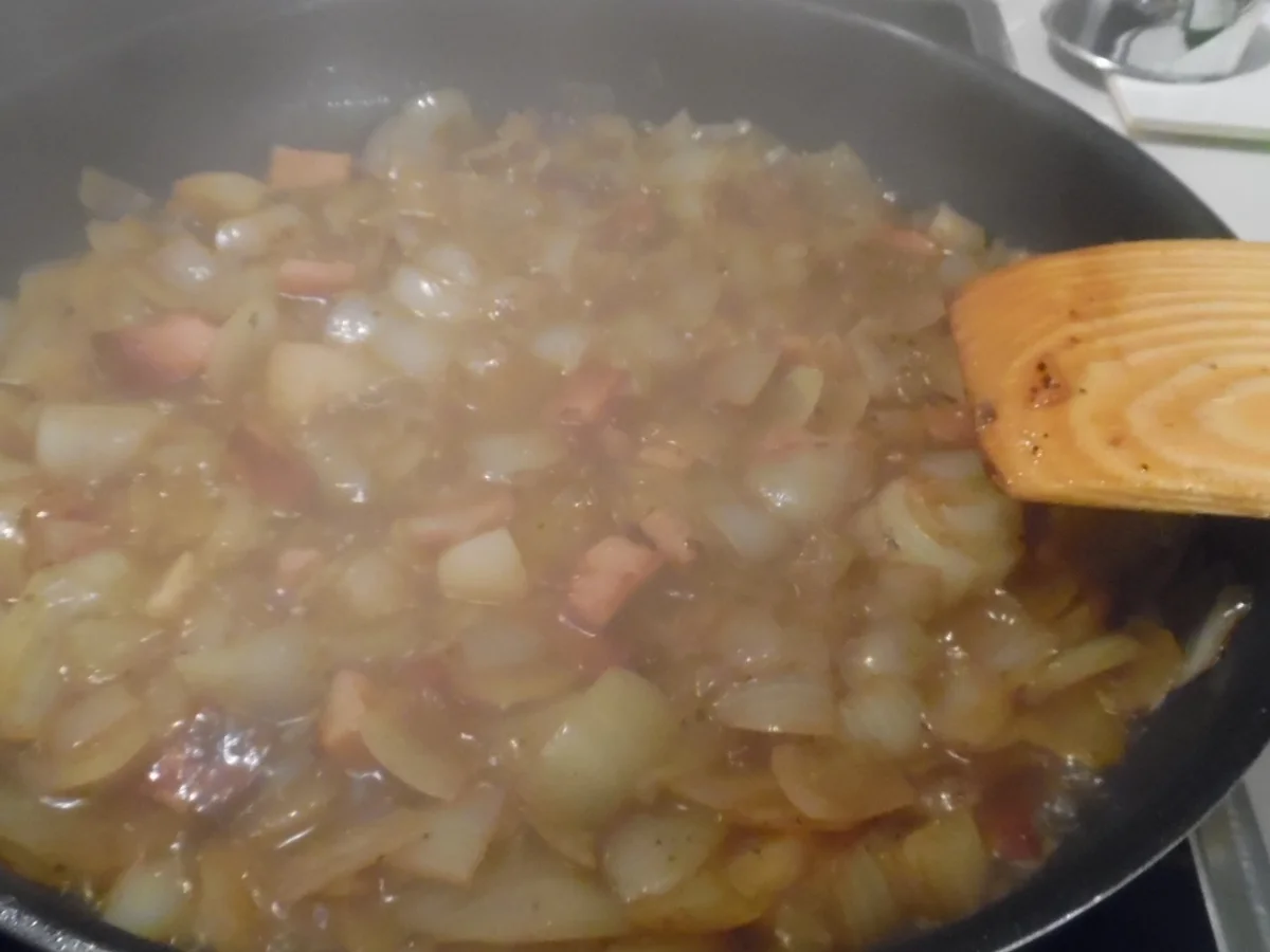 Kalbs-Leber-Ragout in einem Ring aus Kartoffel-Stampf - Rezept - Bild Nr. 4734