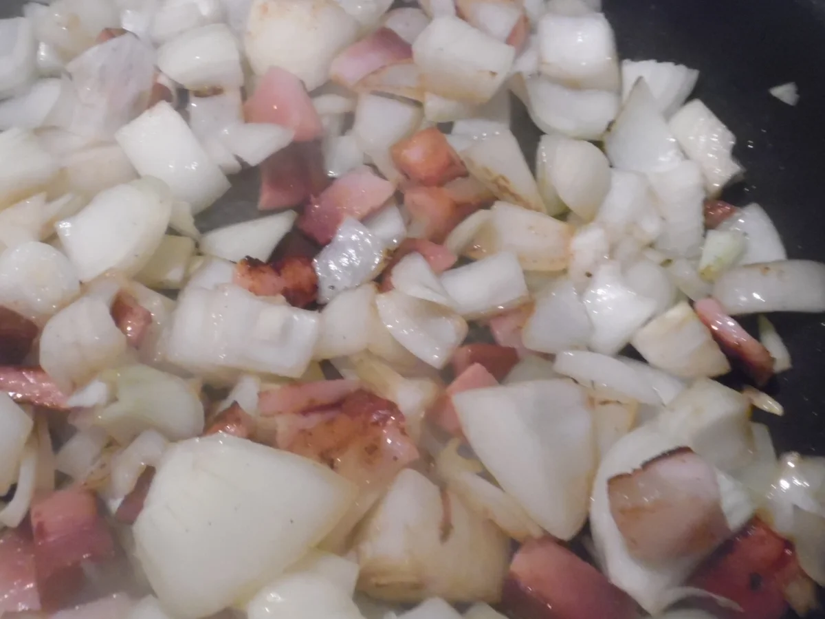 Kalbs-Leber-Ragout in einem Ring aus Kartoffel-Stampf - Rezept - Bild Nr. 4735