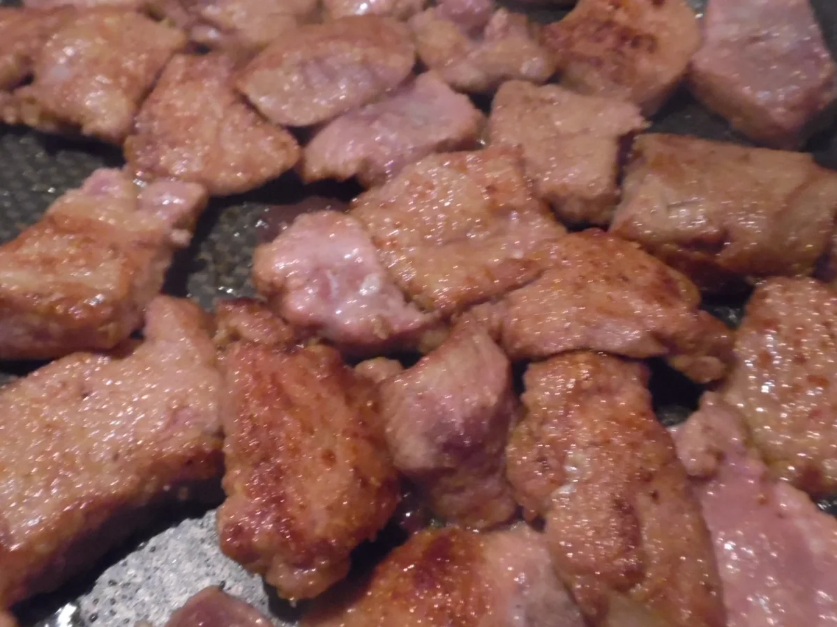 Kalbs-Leber-Ragout in einem Ring aus Kartoffel-Stampf - Rezept - Bild Nr. 4737