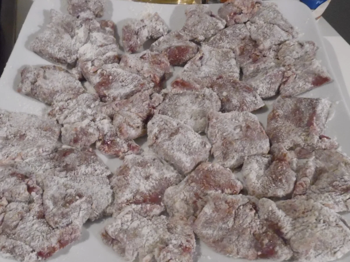 Kalbs-Leber-Ragout in einem Ring aus Kartoffel-Stampf - Rezept - Bild Nr. 4738