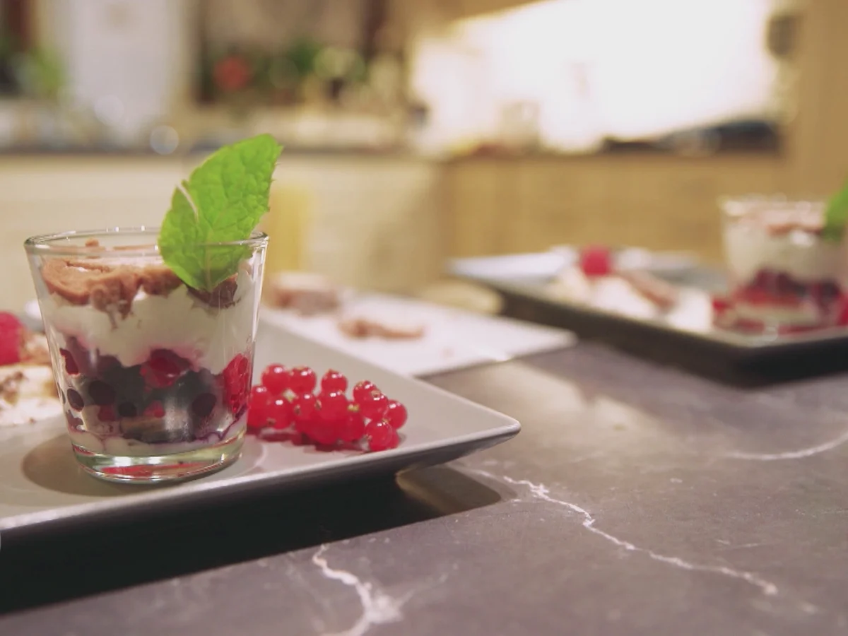 Parfait, Beerenfrüchtetiramisu, Beerenfrüchte - Rezept - Bild Nr. 4732