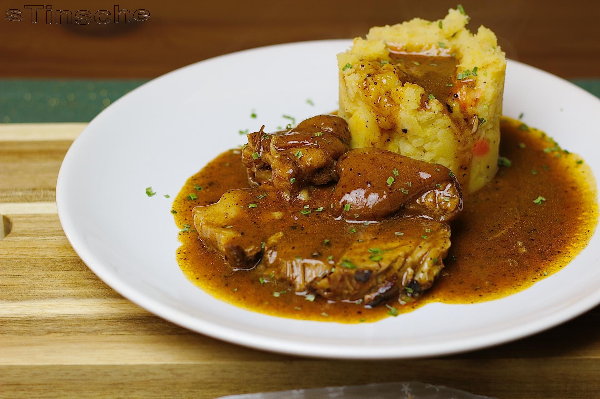 Bilder für Zarter Schweinebraten aus dem Dampfdrucktopf - Rezept