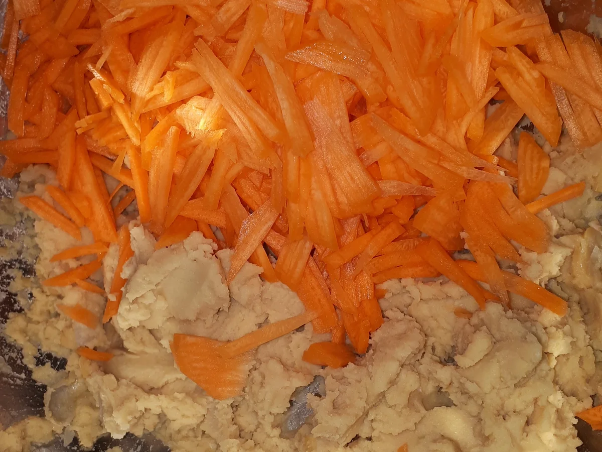 BiNe` S KICHERERBSENBRATLINGE - Rezept - Bild Nr. 4734