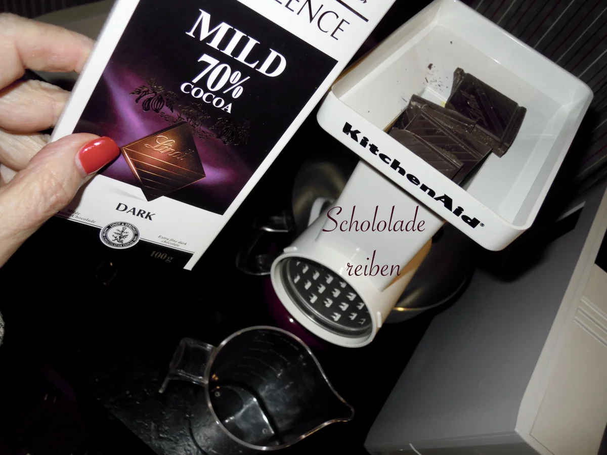 Rumkugeln mit Orangenlikör - Rosinen - Rezept - Bild Nr. 4739