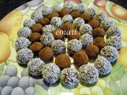 Rezept: Rumkugeln mit Orangenlikör - Rosinen Bild Nr. 4739 Rumkugeln mit Orangenlikör - Rosinen - Rezept - Bild Nr. 4739