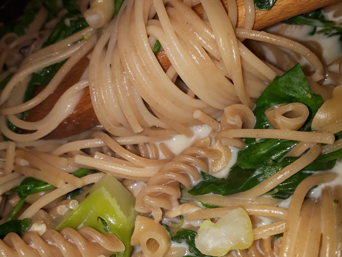 Rezept: BiNe` S ONE POT PASTA Bild Nr. 4738 BiNe` S ONE POT PASTA - Rezept - Bild Nr. 4738