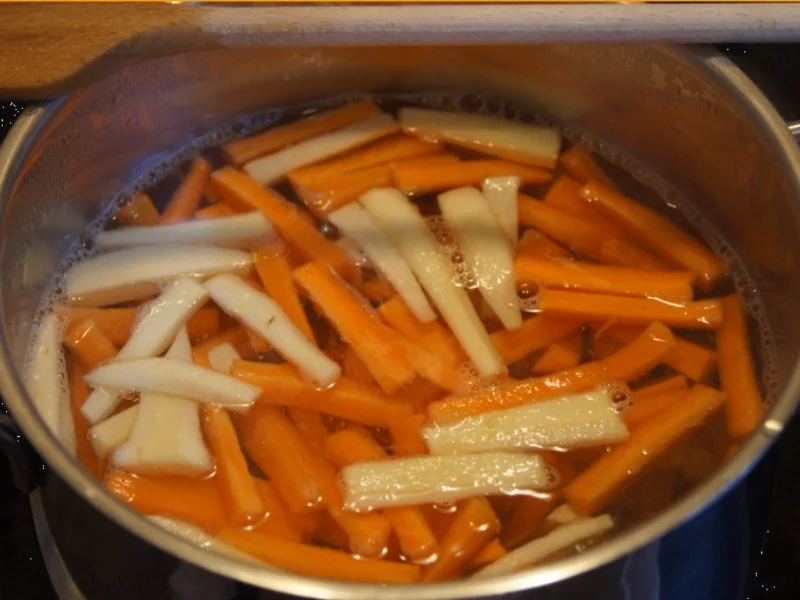 Knusper Schlemmer-Filet auf Möhren-Pastinaken-Gemüse - Rezept - Bild Nr. 4742