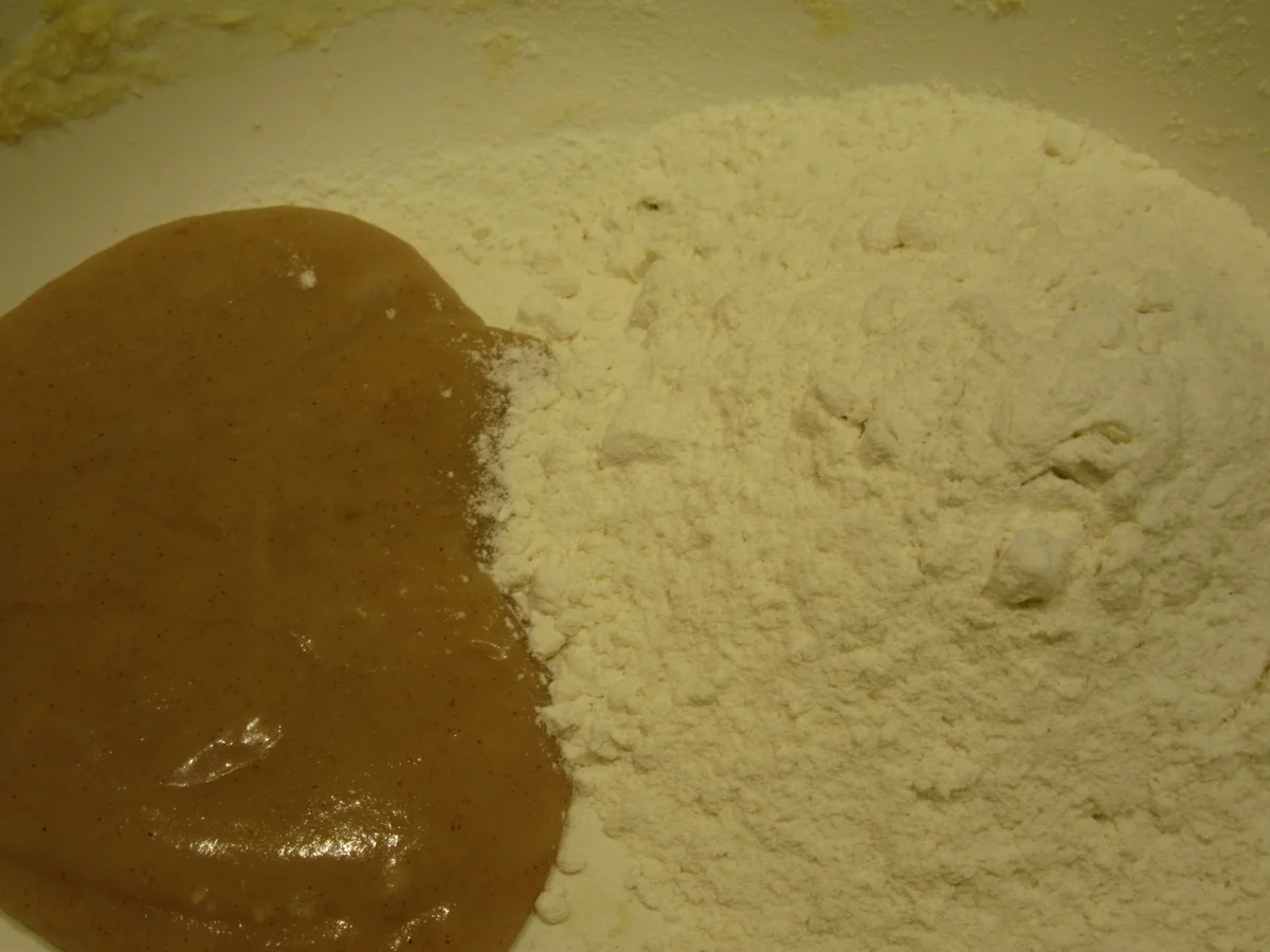 Rezept: Backen: Karamell-Kirsch-Kuchen mit Karamellstreusel Bild Nr. 4740 Backen: Karamell-Kirsch-Kuchen mit Karamellstreusel - Rezept - Bild Nr. 4740