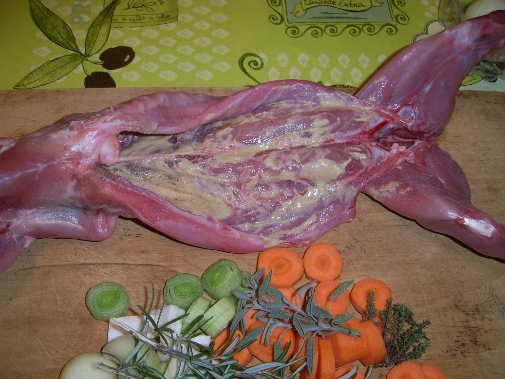 Hase gefüllt an Jägersoße - Rezept - Bild Nr. 5