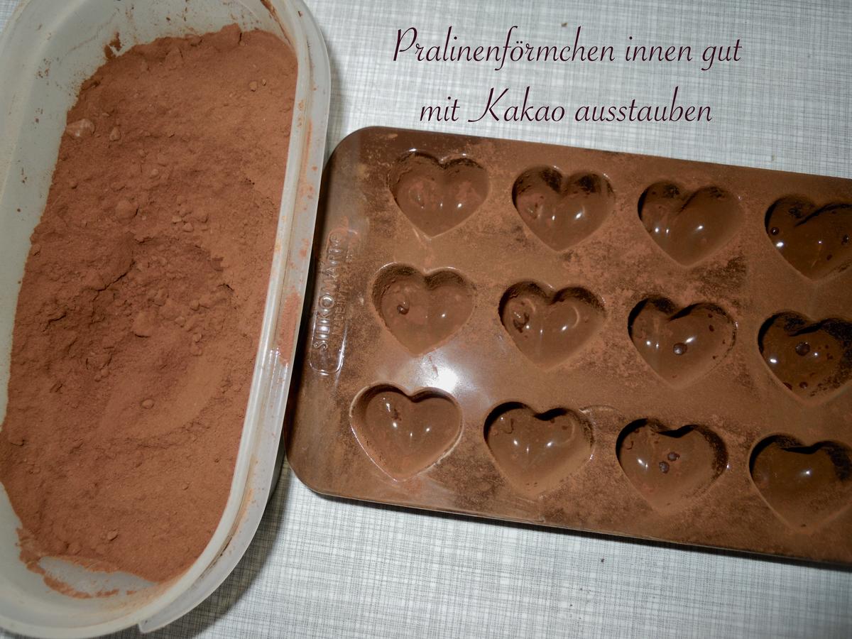 Cremige Haselnuß Schoko Herzen - einfach - von emari