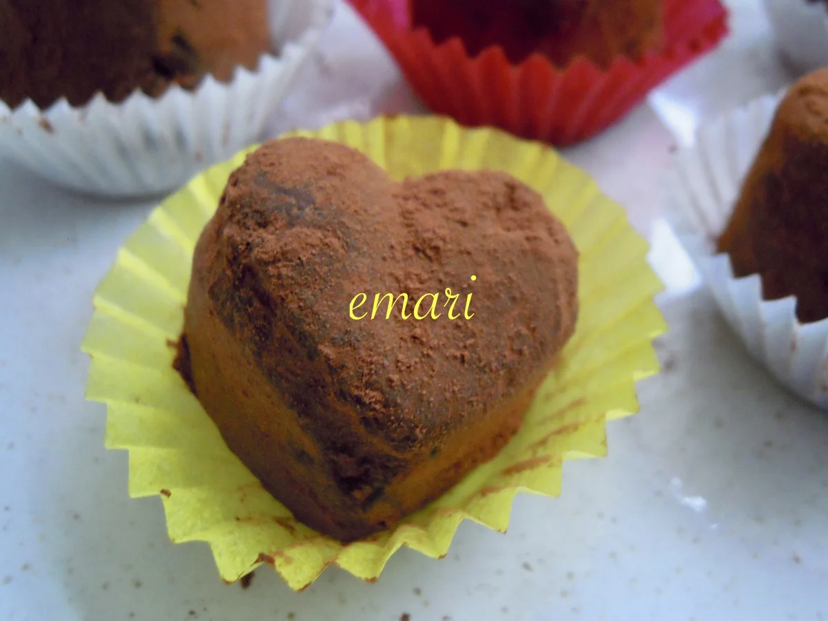 cremige Haselnuß Schoko Herzen - Rezept - Bild Nr. 4751