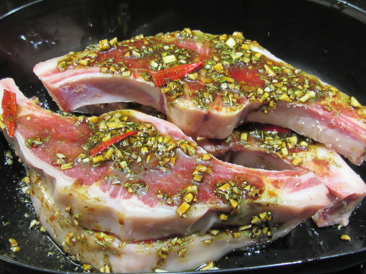 Fleisch: Lammkoteletts mariniert und geschmort - Rezept - Bild Nr. 4755