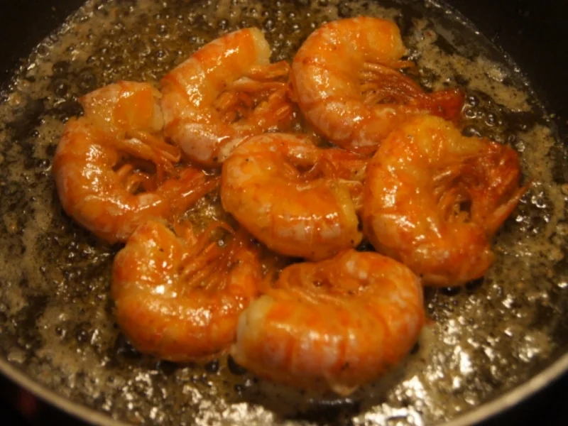 Rotgarnelenteller mit Beilagen - Rezept - Bild Nr. 5