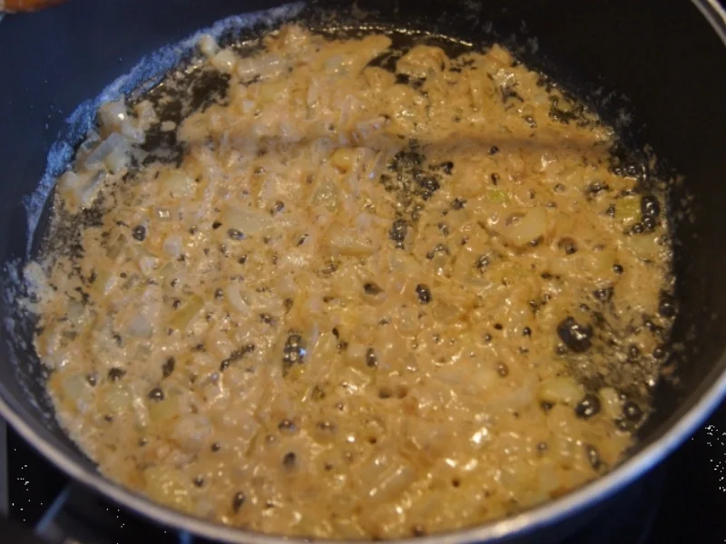 Falsches Hirn mit Rote-Bete-Süßkartoffel-Stampf und geschmorten Spitzkohl - Rezept - Bild Nr. 4781