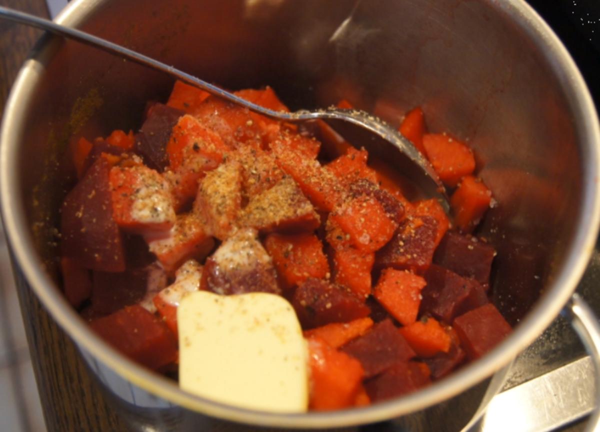 Falsches Hirn mit Rote-Bete-Süßkartoffel-Stampf und geschmorten Spitzkohl - Rezept - Bild Nr. 4787