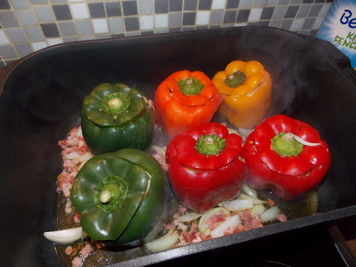 Gefüllte Paprikaschoten - Rezept - Bild Nr. 4812