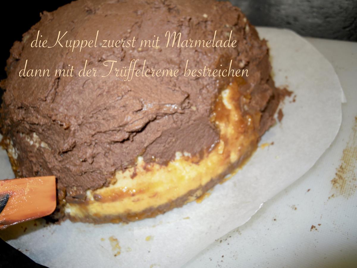 Trüffel Kuppel Torte mit Ferrero Rocher und gebrannten Mandeln - Rezept - Bild Nr. 4814