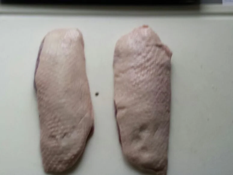 Rezept: Frisch Geräucherte Entenbrust Bild Nr. 4812 Frisch Geräucherte Entenbrust - Rezept - Bild Nr. 4812