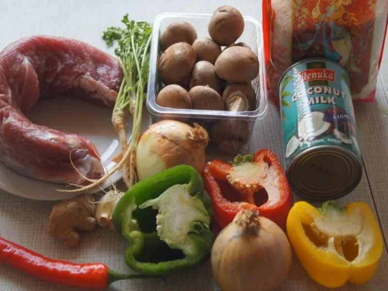 Rezept: Asiatisches Schweinefiletgeschnetzeltes mit Gemüse und gelben Basmatireis Bild Nr. 4821 Asiatisches Schweinefiletgeschnetzeltes mit Gemüse und gelben Basmatireis - Rezept - Bild Nr. 4821