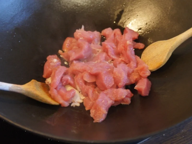 Rezept: Asiatisches Schweinefiletgeschnetzeltes mit Gemüse und gelben Basmatireis Bild Nr. 4823 Asiatisches Schweinefiletgeschnetzeltes mit Gemüse und gelben Basmatireis - Rezept - Bild Nr. 4823