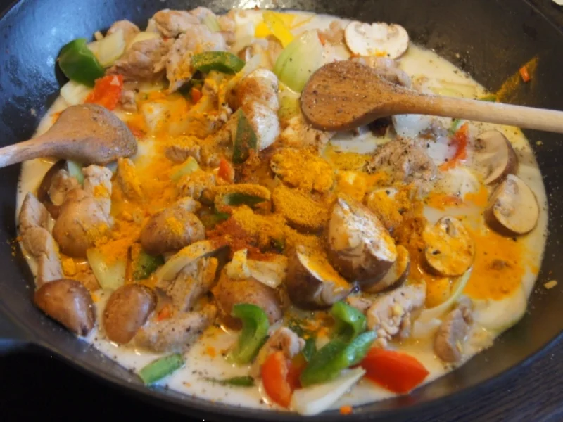 Rezept: Asiatisches Schweinefiletgeschnetzeltes mit Gemüse und gelben Basmatireis Bild Nr. 4830 Asiatisches Schweinefiletgeschnetzeltes mit Gemüse und gelben Basmatireis - Rezept - Bild Nr. 4830