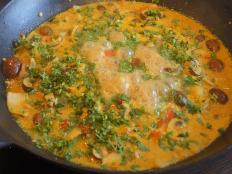 Rezept: Asiatisches Schweinefiletgeschnetzeltes mit Gemüse und gelben Basmatireis Bild Nr. 4833 Asiatisches Schweinefiletgeschnetzeltes mit Gemüse und gelben Basmatireis - Rezept - Bild Nr. 4833