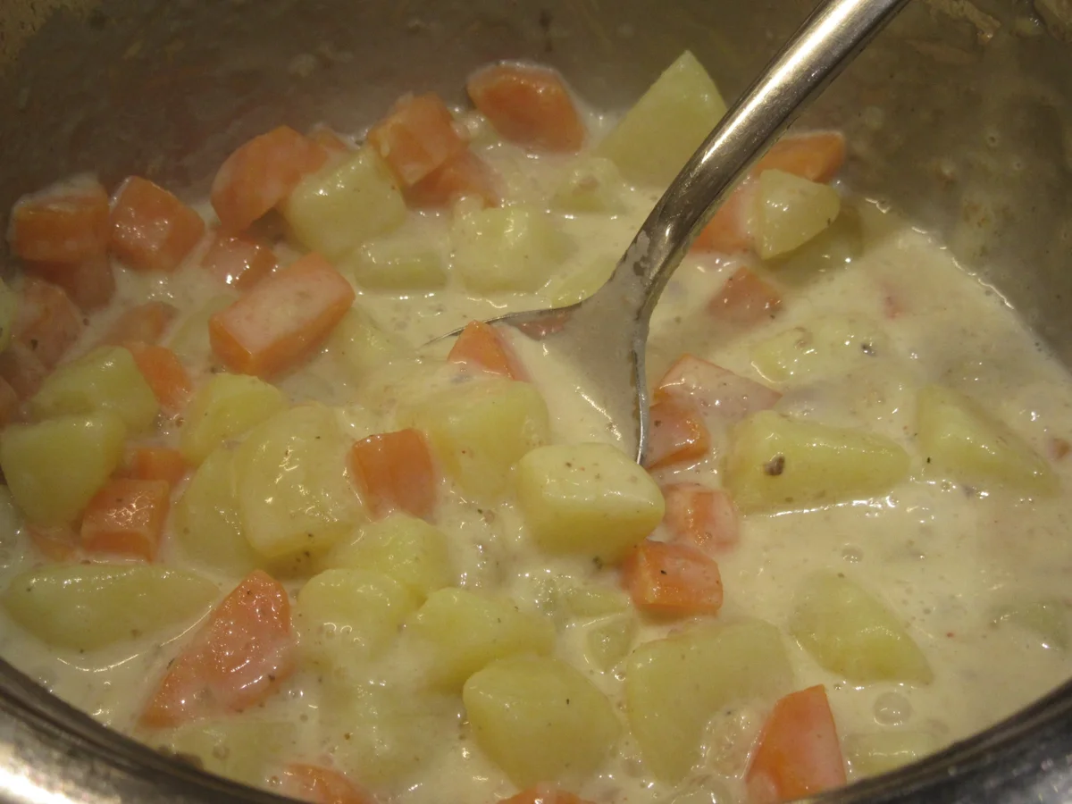 Fleisch: Tafelspitzschnitten mit sahnigem Bouillongemüse - Rezept - Bild Nr. 4824