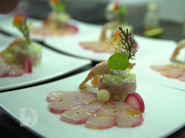 Rezept: Marinierter Hamachi und Langustinentatar mit grünem Apfel Bild Nr. 2 Marinierter Hamachi und Langustinentatar mit grünem Apfel - Rezept - Bild Nr. 2