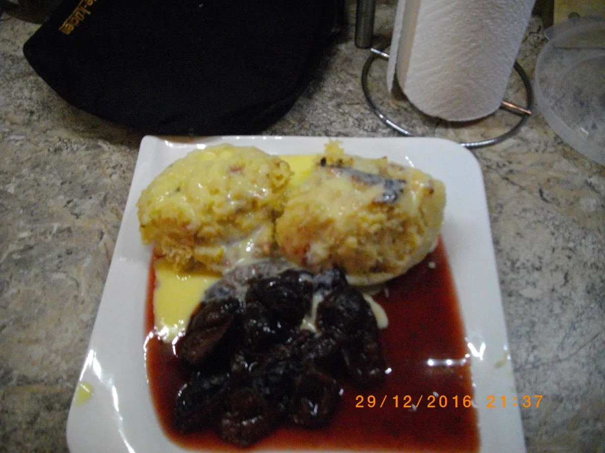 Rezept: Dampf und Rohrnudeln Bild Nr. 4835 Dampf und Rohrnudeln - Rezept - Bild Nr. 4835