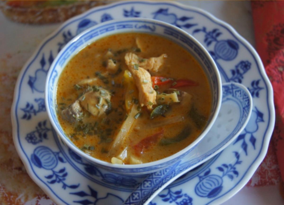 Bilder für Tom Kha Gai Kokossuppe - Rezept