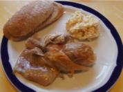 Eisbein mit Sahne-Apfel-Meerrettich und Bauernbrot - Rezept - Bild Nr. 2