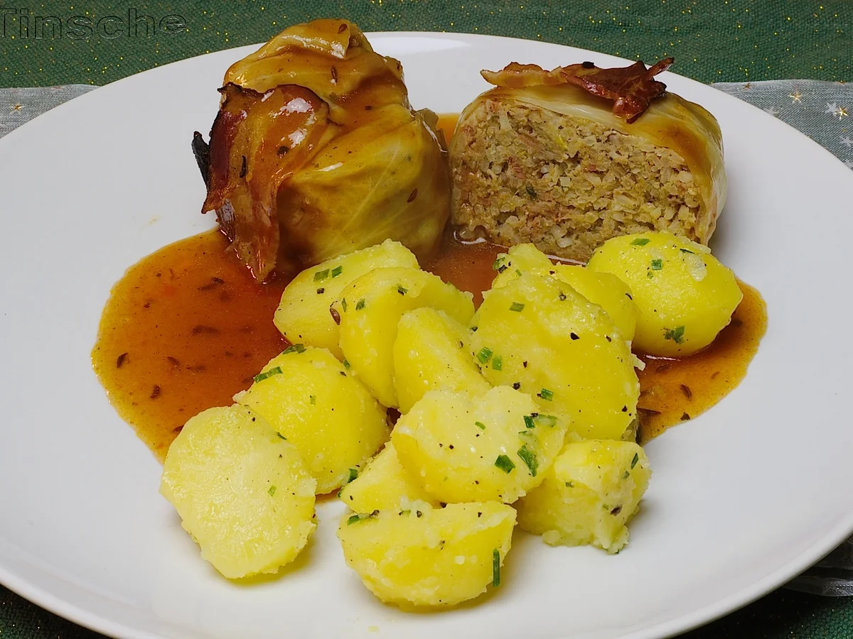 Rezept: Zart-fluffige Kohlrouladen aus dem Backofen Bild Nr. 4 Zart-fluffige Kohlrouladen aus dem Backofen - Rezept - Bild Nr. 4