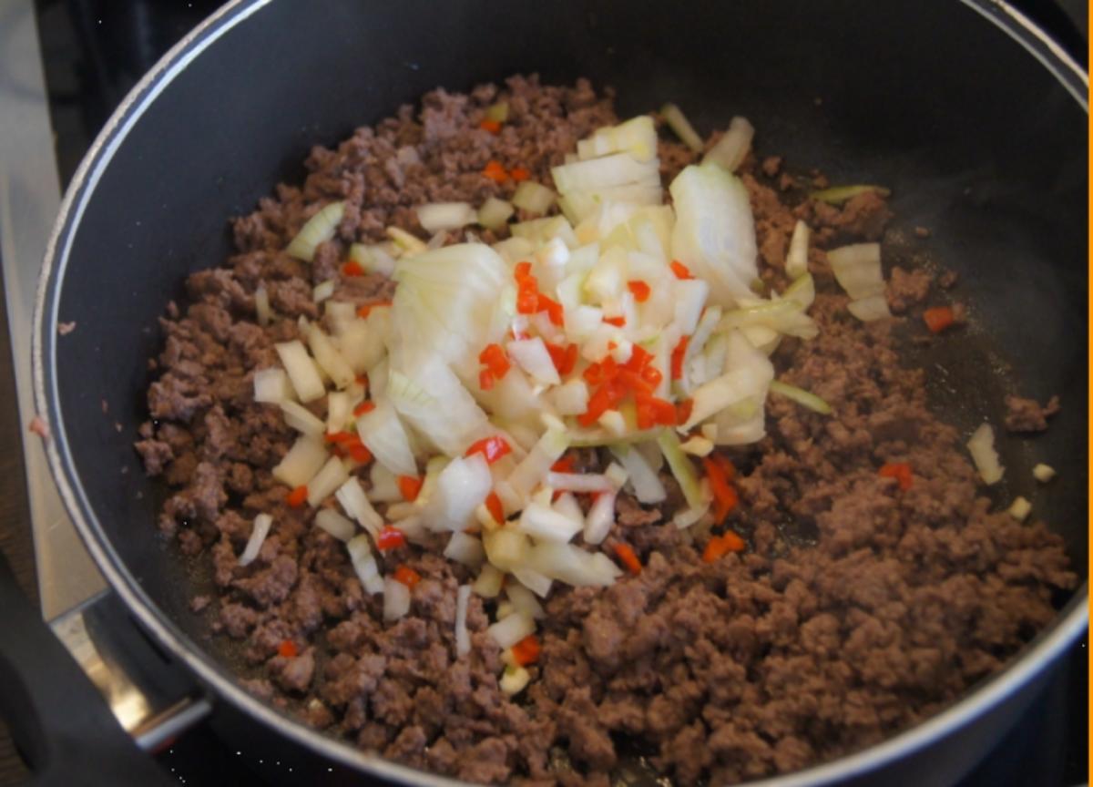 Hackfleisch mit Blumenkohl und Kartoffelpilzen - Rezept - Bild Nr. 4864