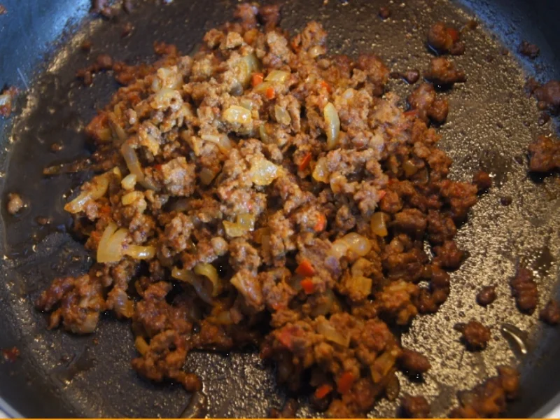 Rezept: Hackfleisch mit Blumenkohl und Kartoffelpilzen Bild Nr. 4866 Hackfleisch mit Blumenkohl und Kartoffelpilzen - Rezept - Bild Nr. 4866