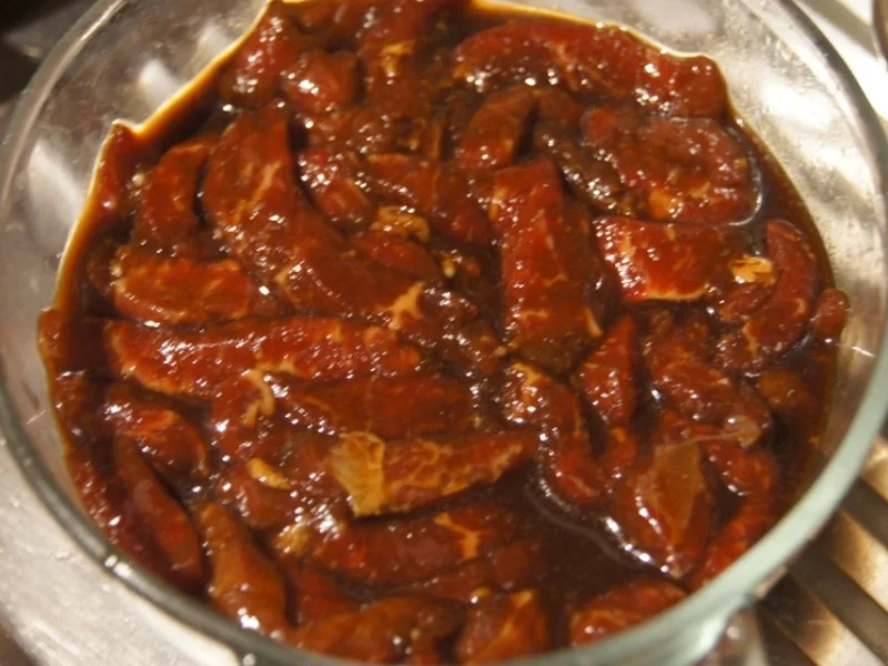 Rindfleisch mit Zwiebeln und Würzreis - Rezept - Bild Nr. 4897