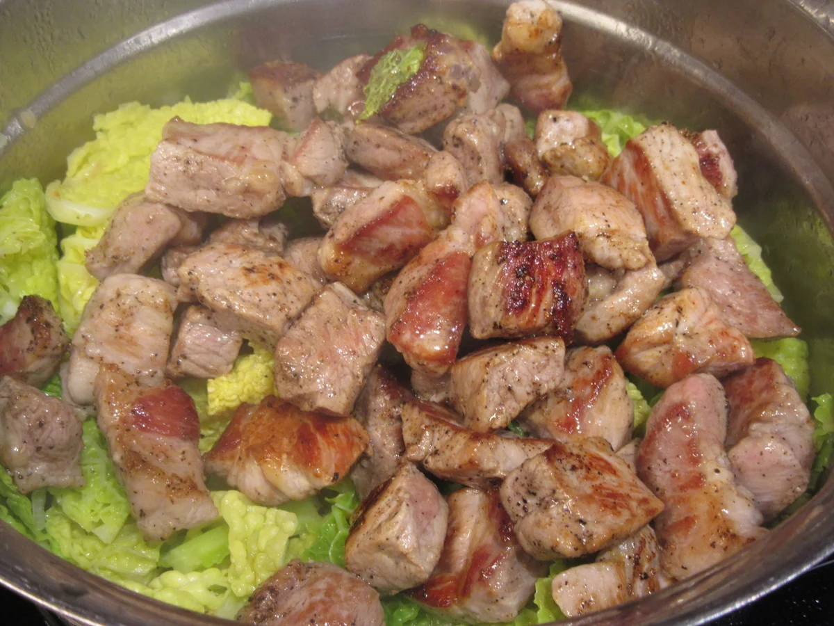 Rezept: Fleisch: Wirsingtopf aus dem Innviertel Bild Nr. 4906 Fleisch: Wirsingtopf aus dem Innviertel - Rezept - Bild Nr. 4906