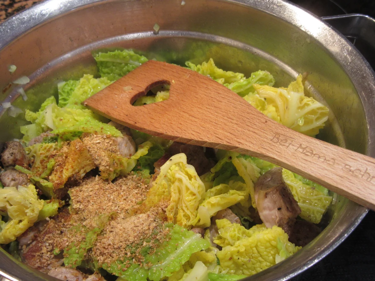 Rezept: Fleisch: Wirsingtopf aus dem Innviertel Bild Nr. 4908 Fleisch: Wirsingtopf aus dem Innviertel - Rezept - Bild Nr. 4908