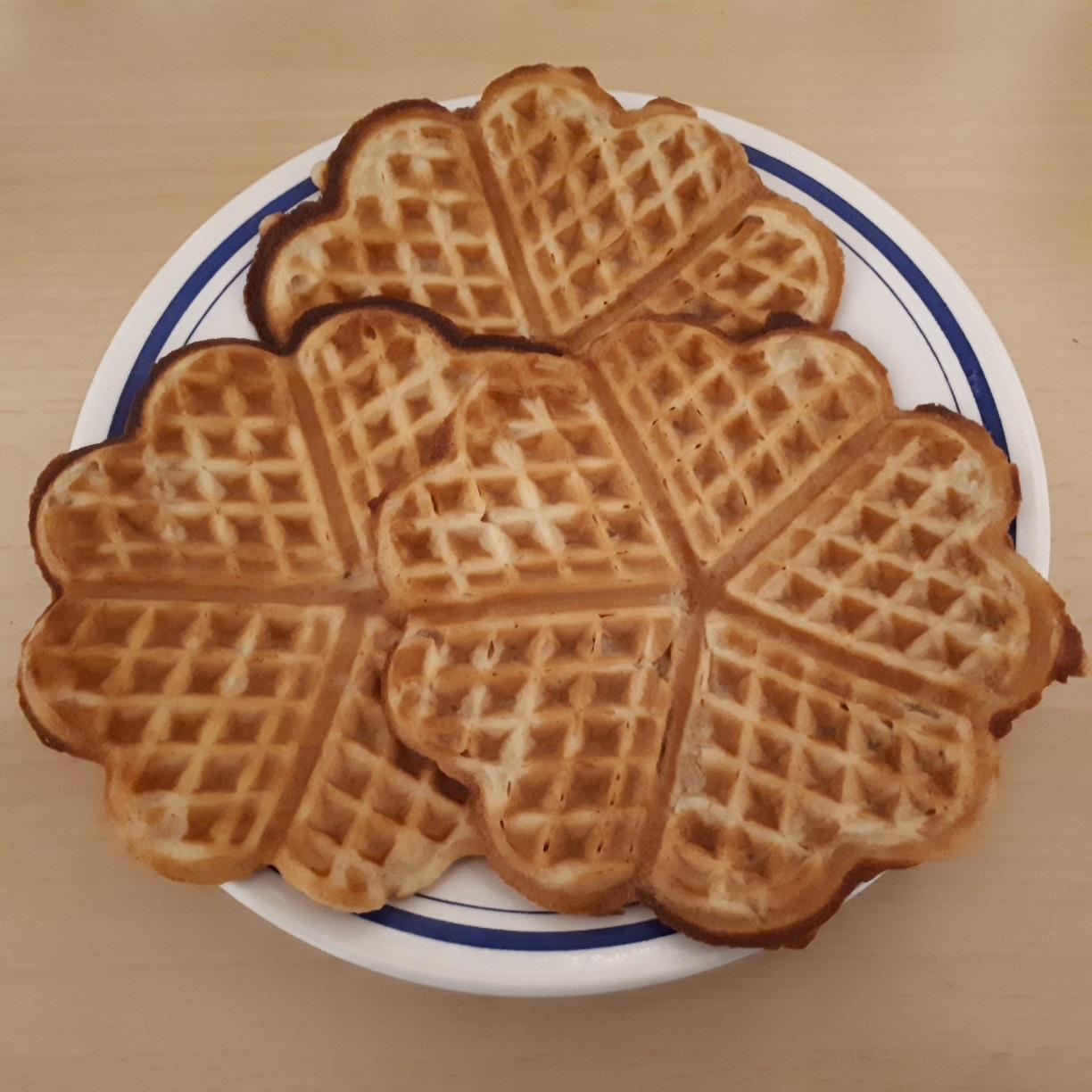 süße Apfel-Dinkel-Waffeln - Rezept von Coly-Bree